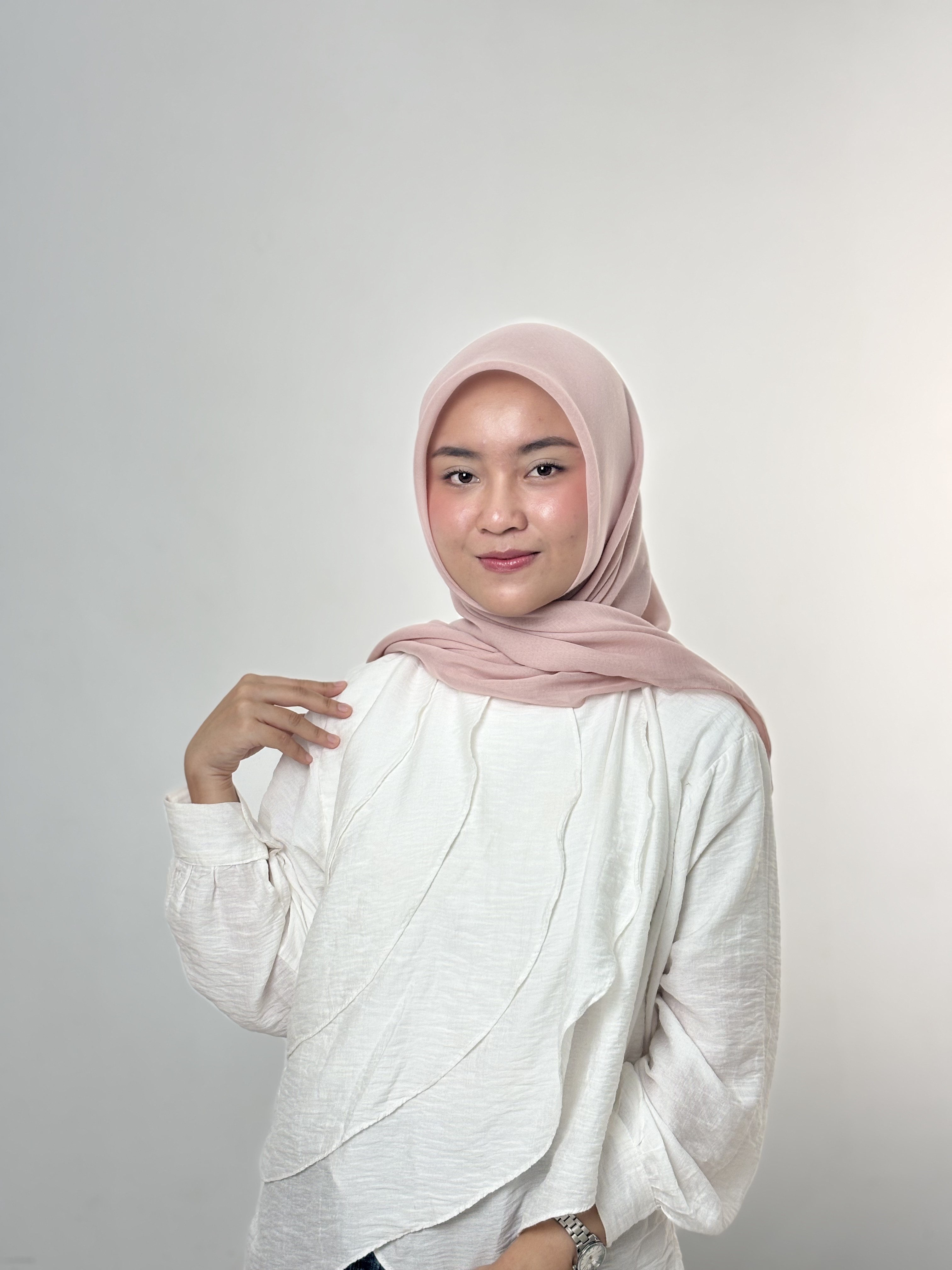 Sabrina Putri — Admin Marketplace